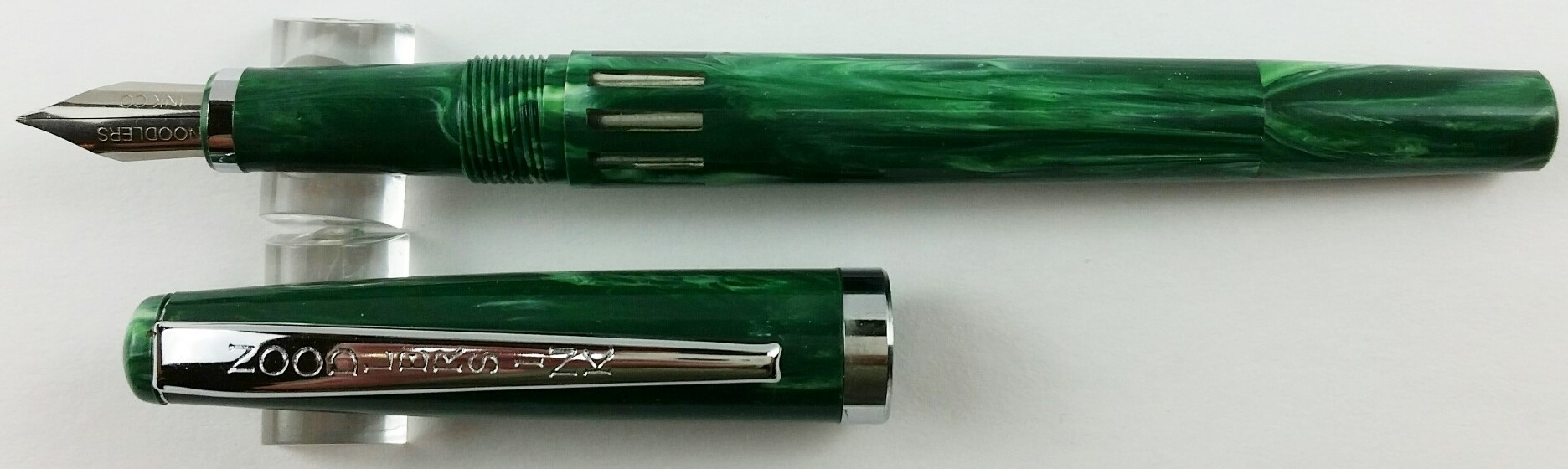 Noodler's Jade Standard Flex Fountain Pen