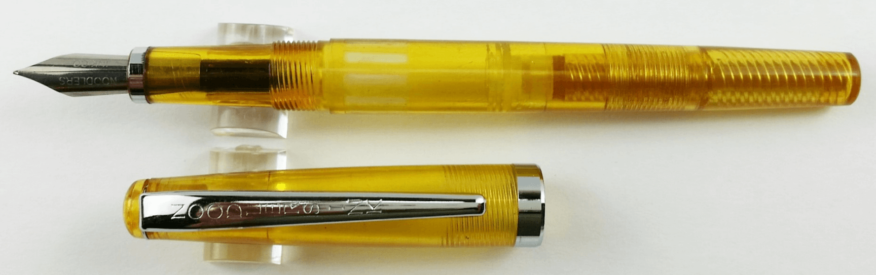 Noodler's Carniolan Honey Standard Flex Fountain Pen